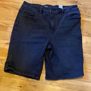 Bermuda Jean shorts
